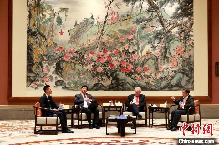 9月27日，尼山世界文明論壇在曲阜舉行，圖為該論壇的“高端訪談”活動。　梁犇 攝