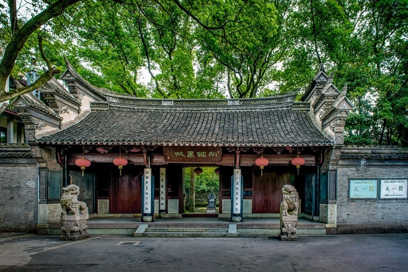 天一閣正門。 天一閣博物院供圖