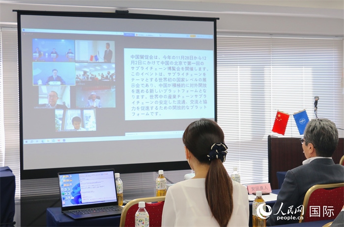 中國貿(mào)促會副會長柯良棟視頻致辭。人民網(wǎng) 許可攝