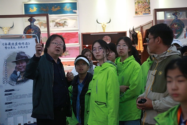 2023年“我們共同追逐夢(mèng)想”——京藏青少年拉薩采風(fēng)交流活動(dòng)。