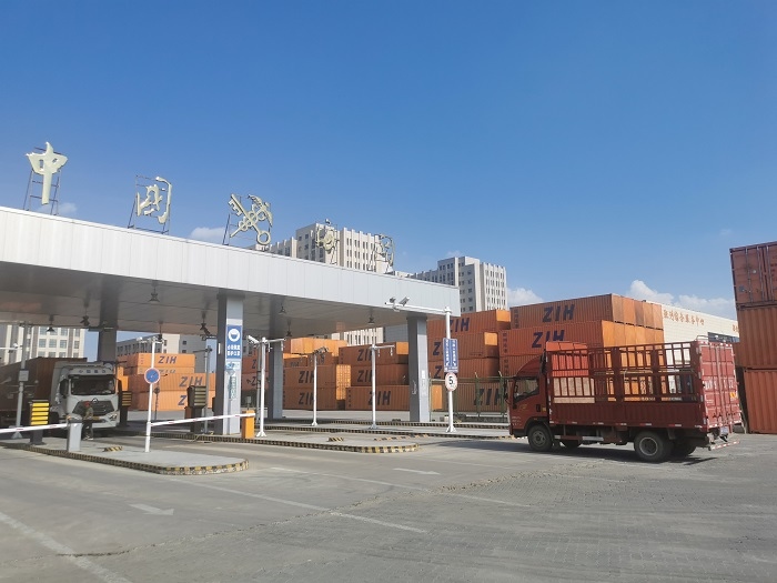 鄭州國際陸港海關(guān)監(jiān)管場所。鄭州車站海關(guān)供圖