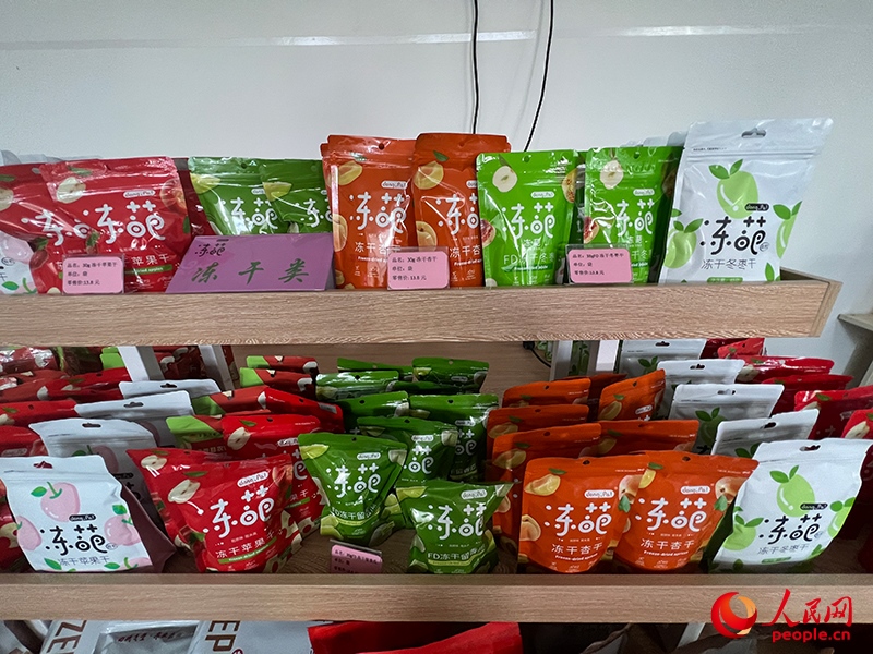 各種凍干食品。人民網(wǎng)記者 常雪梅攝