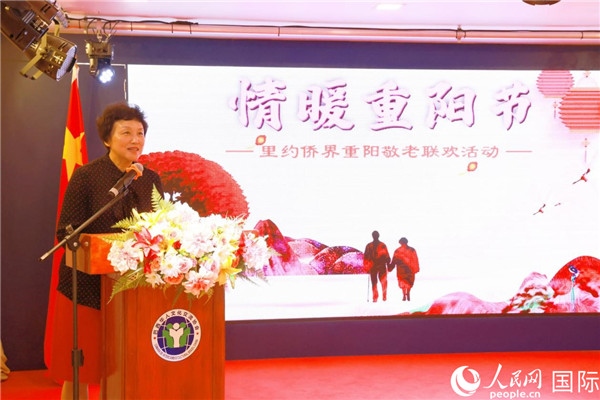 當(dāng)?shù)貢r(shí)間10月23日，國務(wù)院僑務(wù)辦公室主任陳旭（中）在巴西里約熱內(nèi)盧出席國務(wù)院僑辦代表團(tuán)與里約僑界座談會。 王天聰 攝