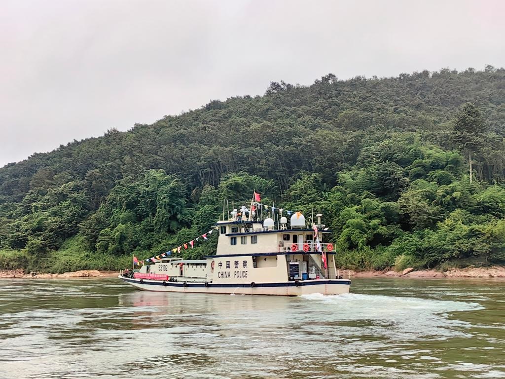 中方53102艇途經(jīng)關(guān)累港水域。（云南省公安廳水上巡邏總隊(duì)供圖）
