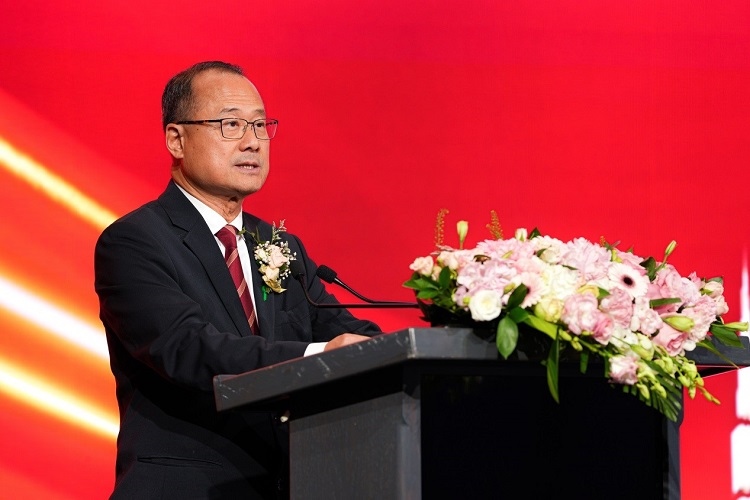 第十四屆全國政協(xié)常委、香港中華總商會會長蔡冠深致辭。阿聯(lián)酋中華工商總會供圖