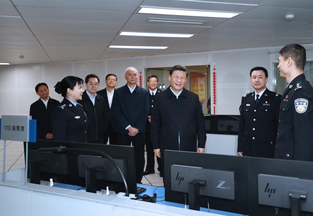 2019年2月1日上午，習(xí)近平總書記在北京市公安局看望慰問公安民警，并向全國廣大公安民警拜年。新華社記者 謝環(huán)馳 攝