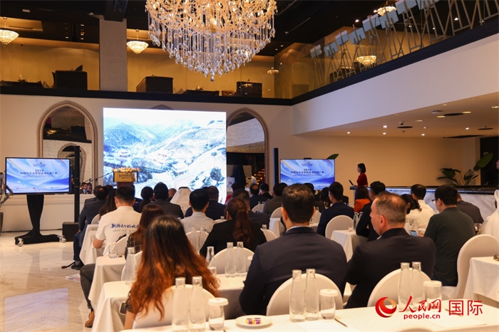 2日，“你好！中國”——2024中國北方冰雪旅游海外推廣季阿聯酋專場活動在阿聯酋迪拜舉行。人民網記者任皓宇攝