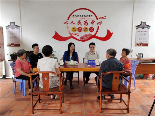 “茶文化六步調(diào)解法”調(diào)解現(xiàn)場(chǎng)。