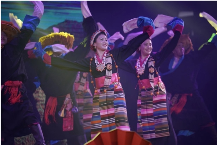 圖為2024“歡樂春節(jié)”中泰互致新春賀辭活動現(xiàn)場。 中國駐泰國大使館文化處供圖