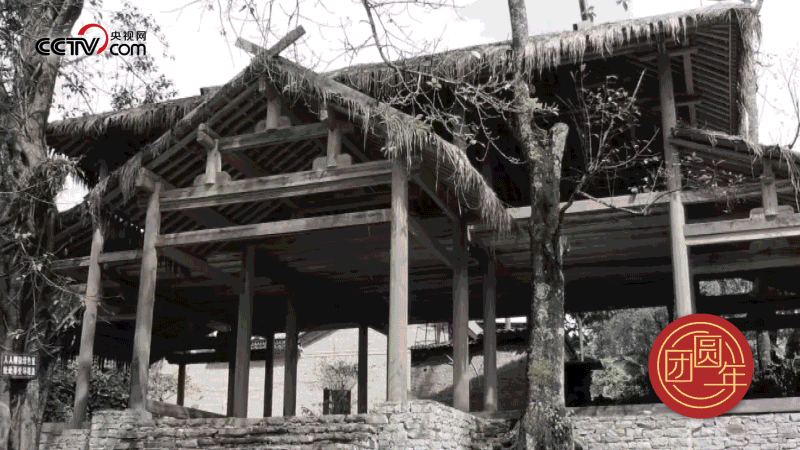 △ 云南省騰沖市清水鄉(xiāng)三家村的司莫拉佤族村曾經(jīng)是貧困村，隨著國家脫貧攻堅(jiān)、鄉(xiāng)村振興的推進(jìn)，這個(gè)小村寨舊貌換新顏，變成了名副其實(shí)的美麗鄉(xiāng)村。