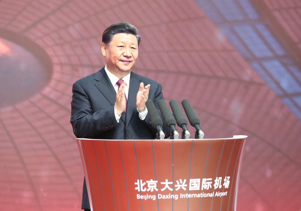 2019年9月25日，習(xí)近平總書記出席北京大興國(guó)際機(jī)場(chǎng)投運(yùn)儀式并宣布機(jī)場(chǎng)正式投入運(yùn)營(yíng)。新華社記者 鞠鵬 攝