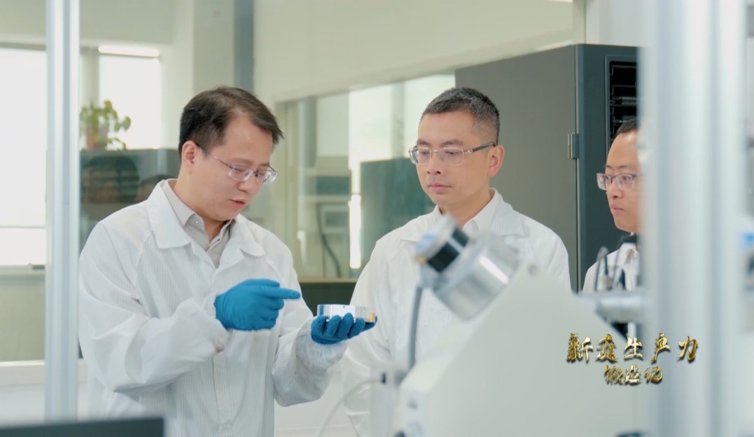 長沙巴斯夫杉杉電池材料研究院，正在進行電池材料研究。
