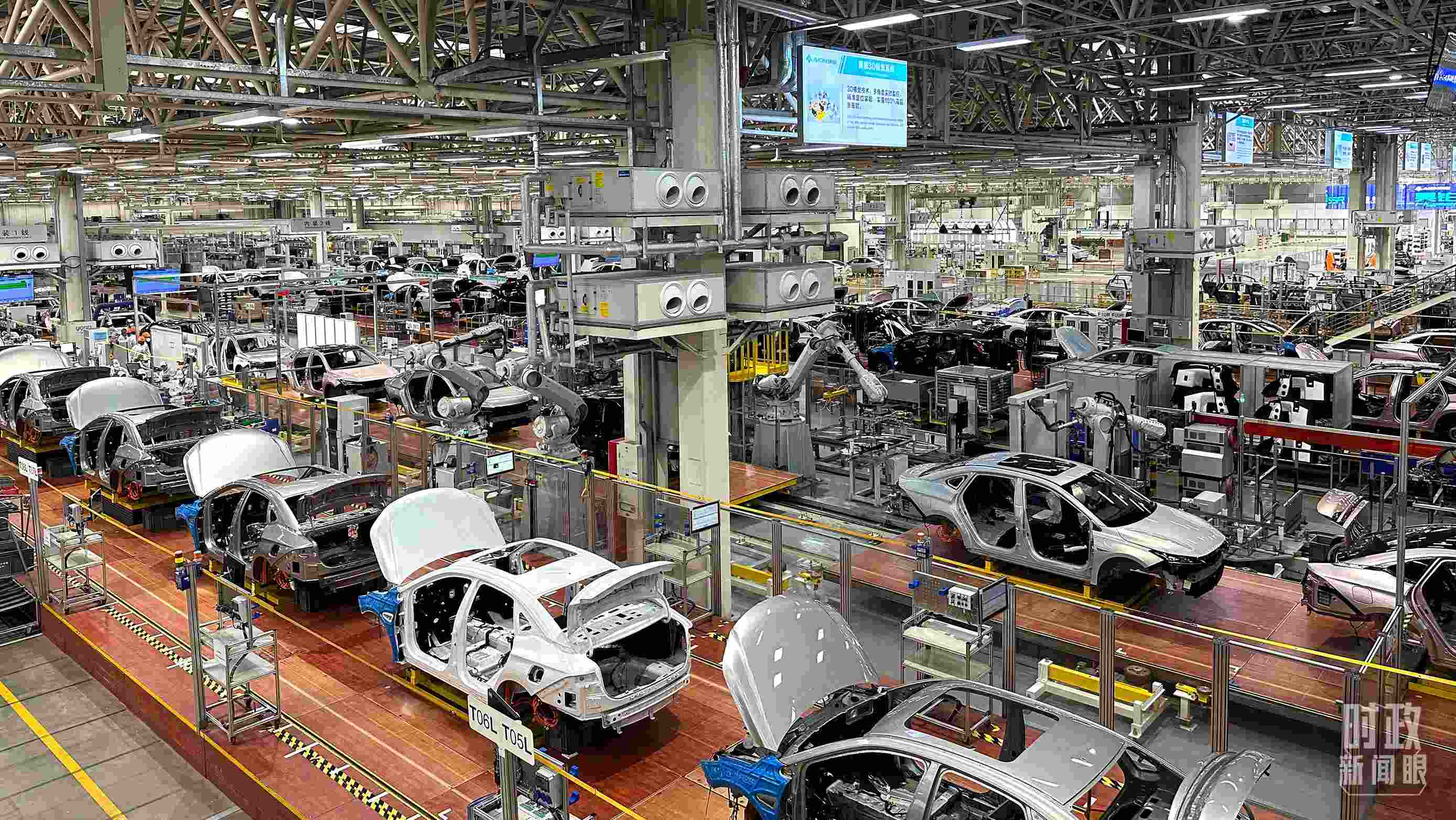 廣州廣汽埃安總裝車間智能生產(chǎn)線。2023年4月，習(xí)近平曾到這里考察。（總臺央視記者趙化拍攝）