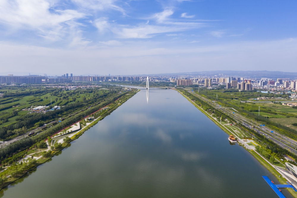 在山西省太原市拍攝的汾河（2023年6月27日攝，無人機照片）。新華社記者 楊晨光 攝