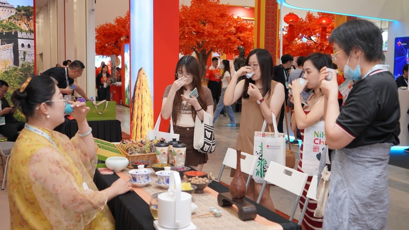 寧夏非遺八寶茶互動展示。 吉隆坡中國文化中心供圖