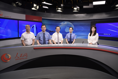 訪談現(xiàn)場。人民網(wǎng)記者 王曉嘯攝