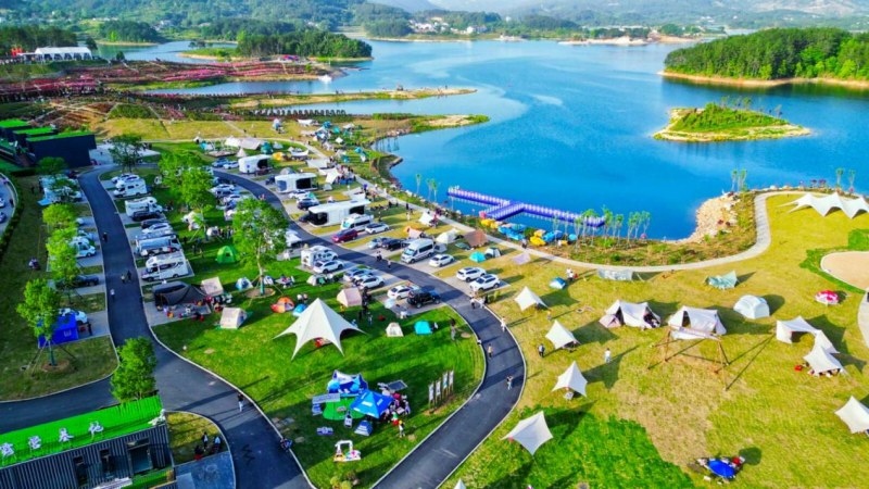 牛車(chē)河月亮灣露營(yíng)基地。受訪方供圖