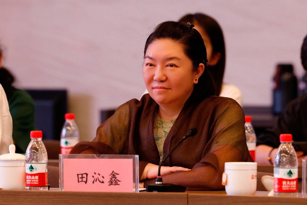 中國(guó)國(guó)家話劇院院長(zhǎng)田沁鑫。國(guó)話供圖