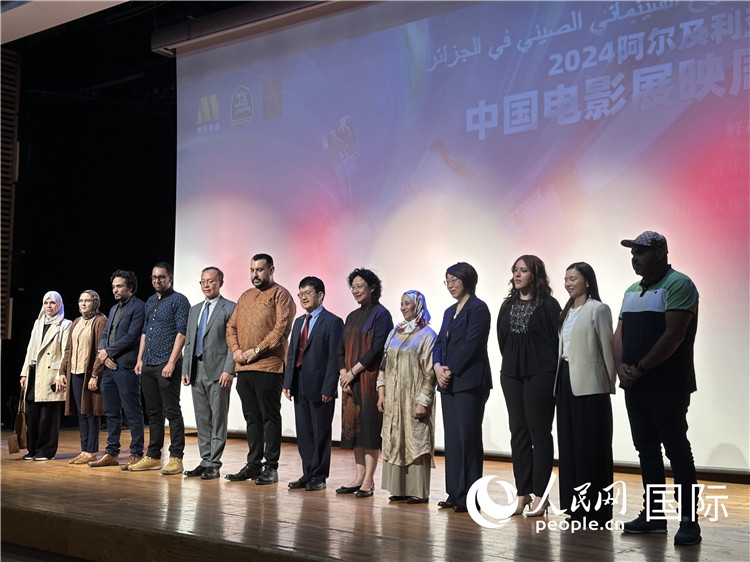 中阿兩國官員、電影行業(yè)從業(yè)者、媒體代表等出席開幕式 郝瑞敏攝