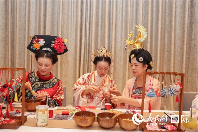 中國傳統(tǒng)文化展示。人民網(wǎng)記者任皓宇攝