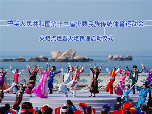 啟動(dòng)儀式現(xiàn)場(chǎng)的舞蹈表演。人民日?qǐng)?bào)記者 陶相安攝