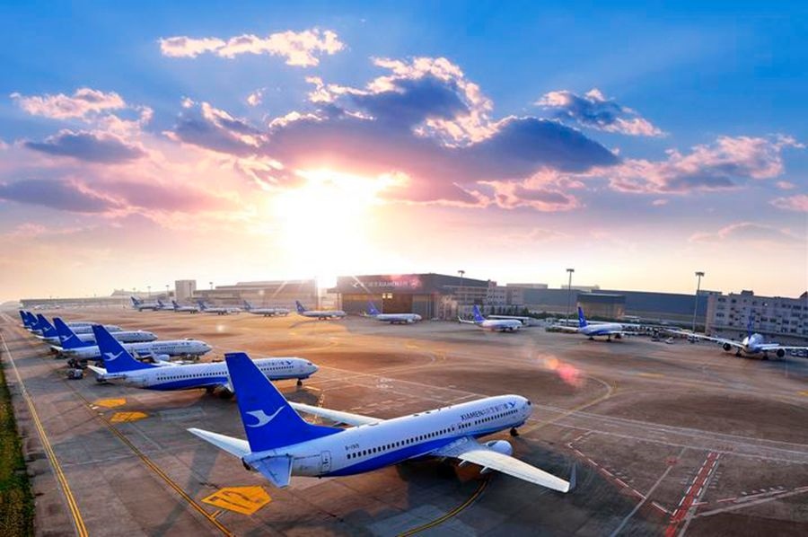 這是如今廈門(mén)航空的機(jī)隊(duì)照片。（廈門(mén)航空有限公司供圖）