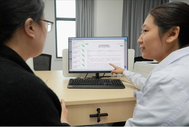 區(qū)域檢查檢驗結(jié)果互認給群眾帶來便利。圖片來源：山東第一醫(yī)科大學第二附屬醫(yī)院