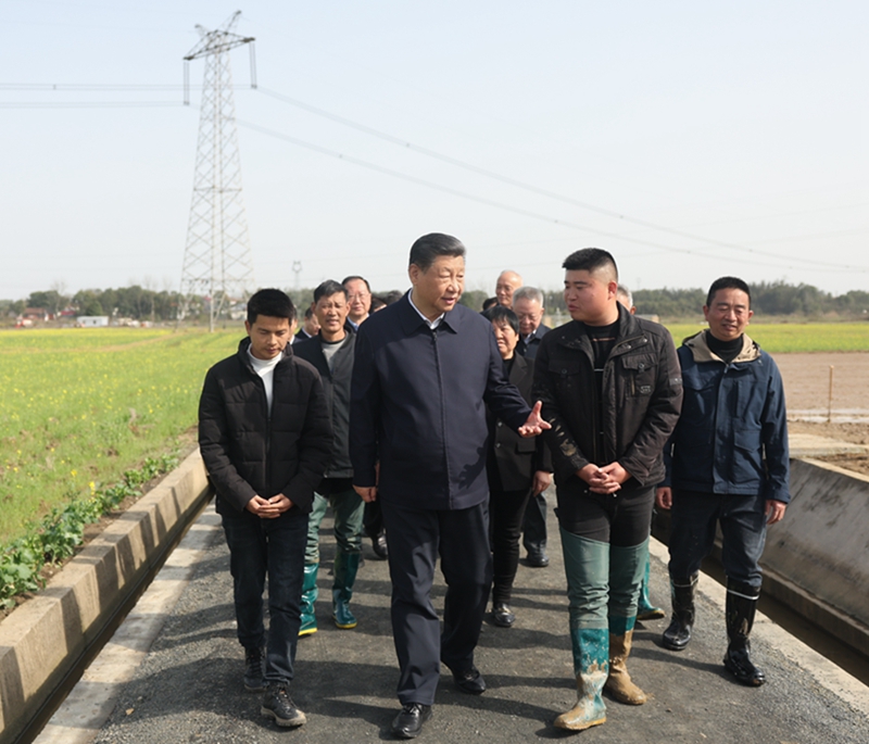 2024年3月19日，習(xí)近平總書(shū)記在湖南常德港中坪村考察。