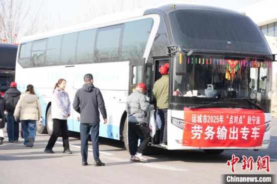 為提升服務(wù)精準(zhǔn)度，活動(dòng)期間特別開展定點(diǎn)勞務(wù)輸出服務(wù)。 解凱光 攝