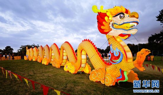 圖為2025年奧克蘭元宵燈節(jié)現(xiàn)場(chǎng)。（圖片由奧克蘭中國(guó)文化中心提供）
