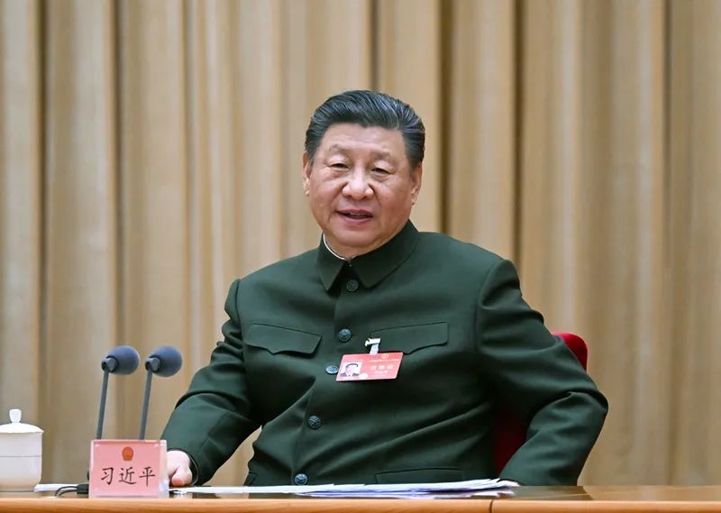 2024年3月7日下午，習近平出席十四屆全國人大二次會議解放軍和武警部隊代表團全體會議并發(fā)表重要講話。新華社記者 李剛 攝