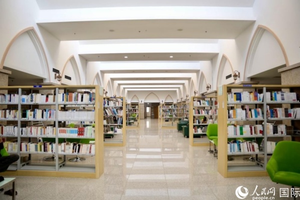 圖為吉布提國家圖書館一角。人民網(wǎng) 塔里克·易卜拉欣攝